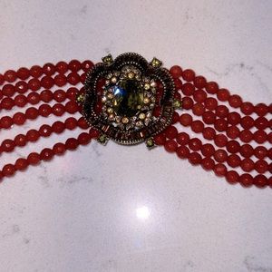 Heidi Daus rare Carneilan choker measuring 12” with a 6” extender.  Swarvorski